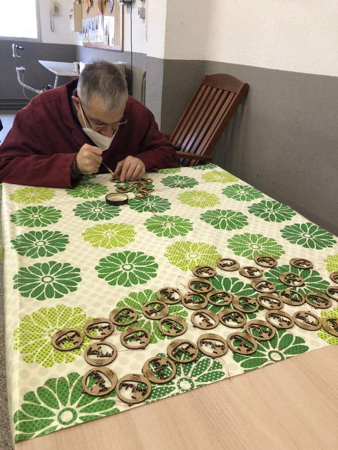 FUNDACIÓ LA LLAR FUNDACIÓ LA LLAR